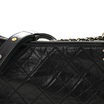 Aged Calfskin Quilted New Medium Gabrielle Hobo Black