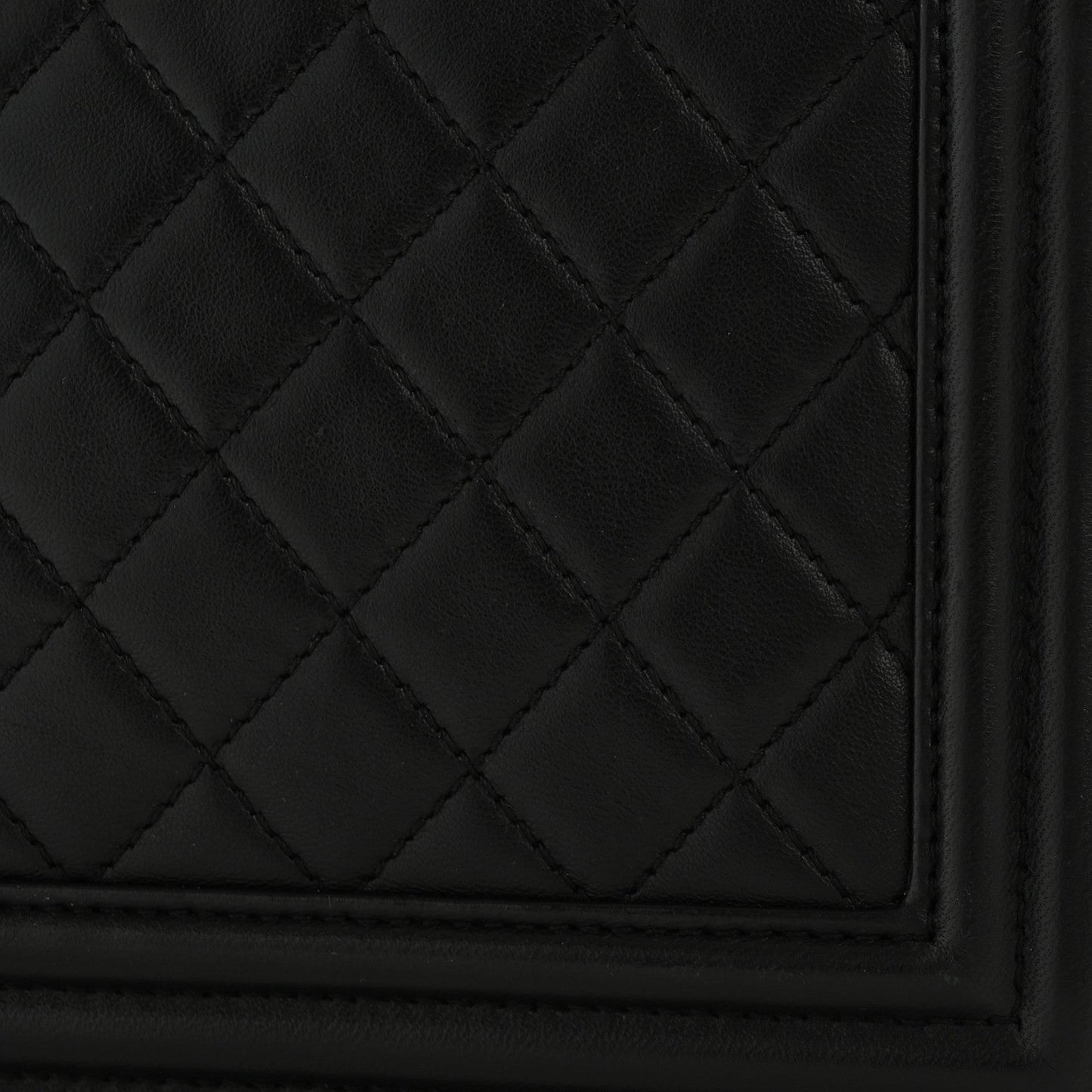 Lambskin Quilted New Medium Boy Flap Black