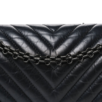 Aged Calfskin Chevron Quilted 2.55 Reissue 225 Flap So Black