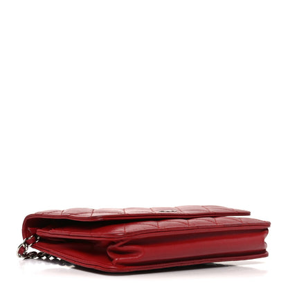Lambskin Quilted Wallet On Chain WOC Red