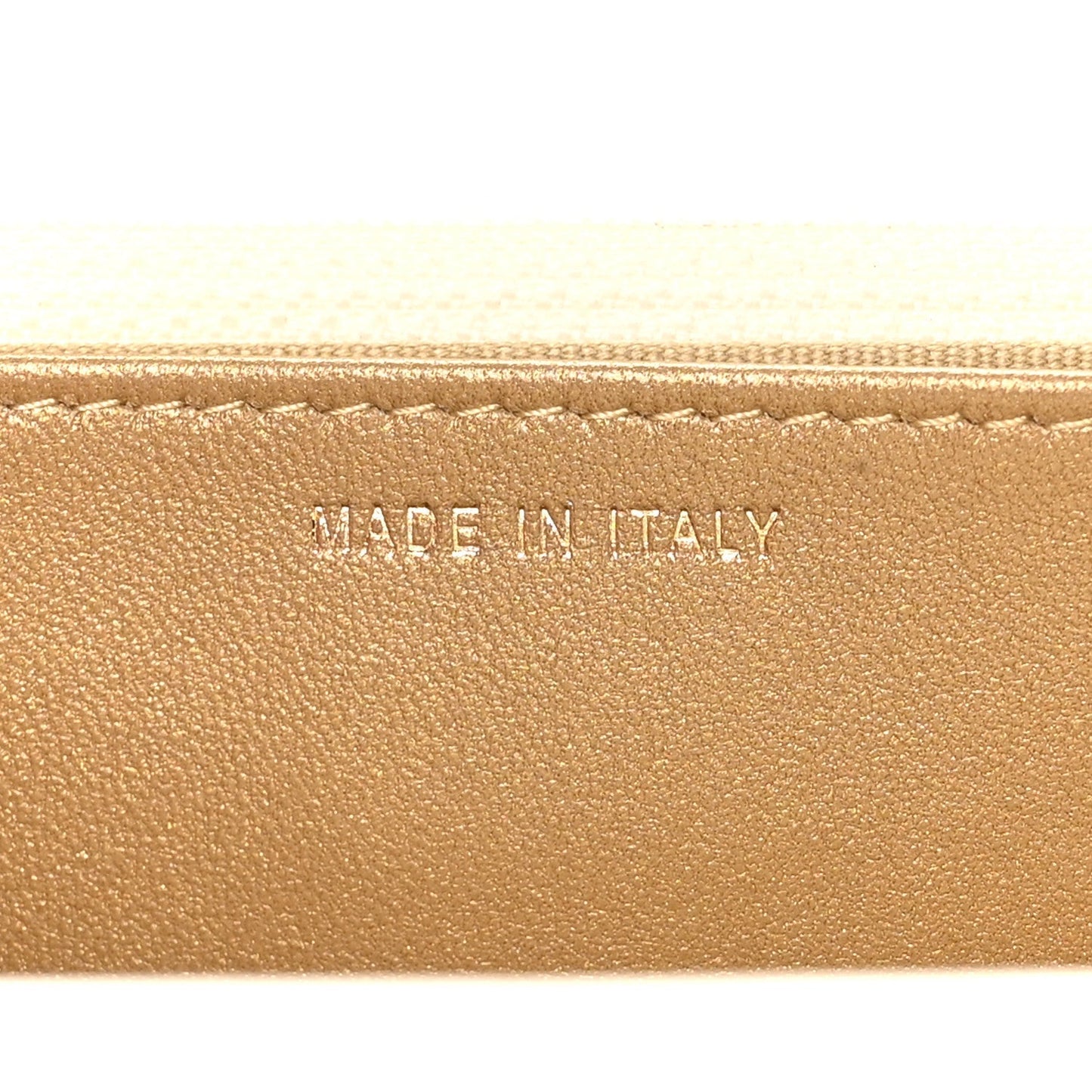 Lambskin Quilted CC Pearl Crush Wallet on Chain WOC White