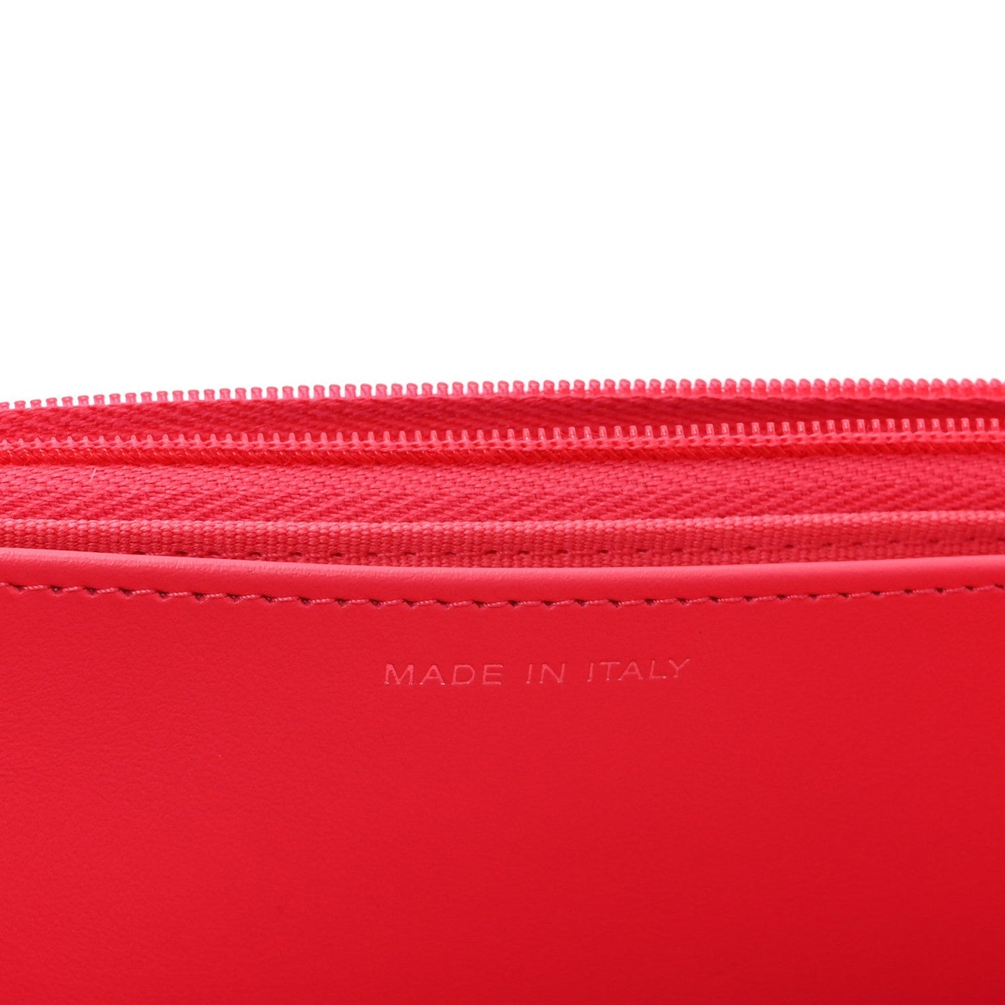Caviar Quilted Wallet on Chain WOC Dark Pink