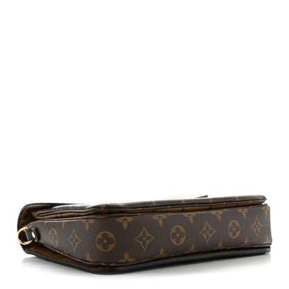 Reverse Monogram Pochette Metis