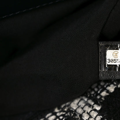 Tweed Quilted Maxi Chanel 19 Flap Black White