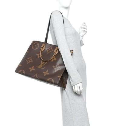 Reverse Monogram Giant Onthego GM