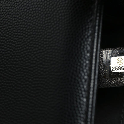Caviar Quilted Medium Boy Flap Black