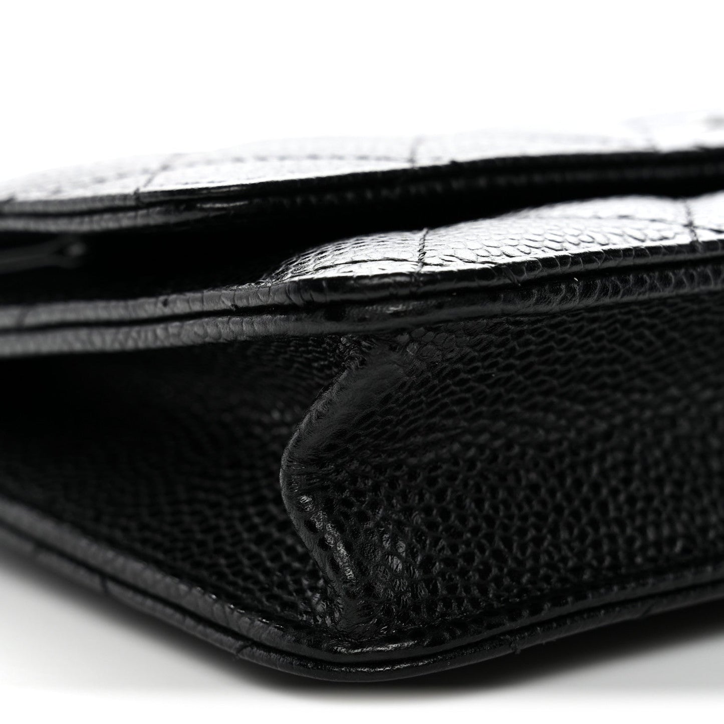 Caviar Quilted Wallet on Chain WOC Black