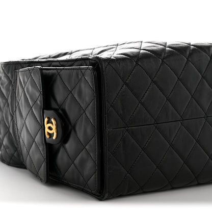 Shiny Crumpled Calfskin Quilted Medium Chanel 25 Handbag Black