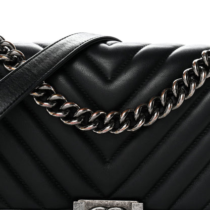 Lambskin Chevron Quilted Medium Boy Flap Black