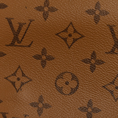 Reverse Monogram Pochette Metis