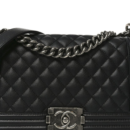 Caviar Quilted Medium Boy Flap Black