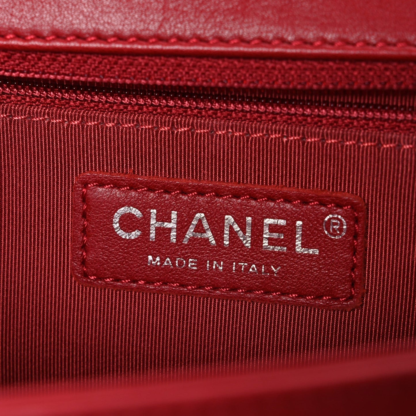 Lambskin Quilted New Medium Boy Flap Red