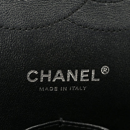 Iridescent Caviar Quilted Jumbo Double Flap Black